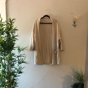 Oversized Sweater Cardigan.